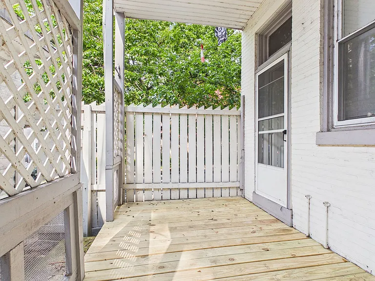 206 Kelker St — Photo 20