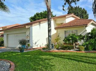 4323 Murfield Dr E, Bradenton, FL 34203