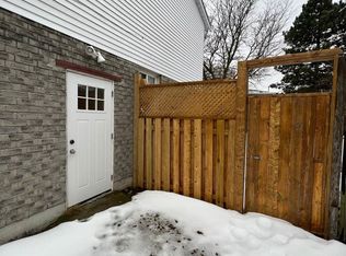 16 Constellation Cres #BASEMENT, Richmond Hill, ON L4C 8J7