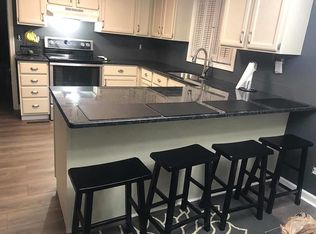 608 Carpenter Rd, Defiance, OH 43512