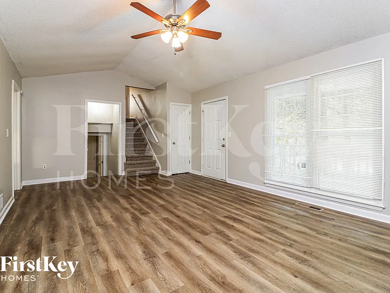 5374 Muirwood Pl — Photo 6