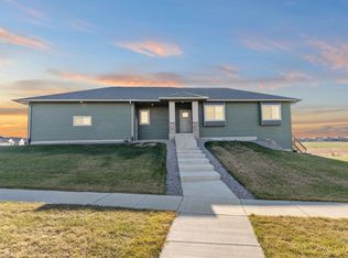 9501 W Colton St, Sioux Falls, SD 57106