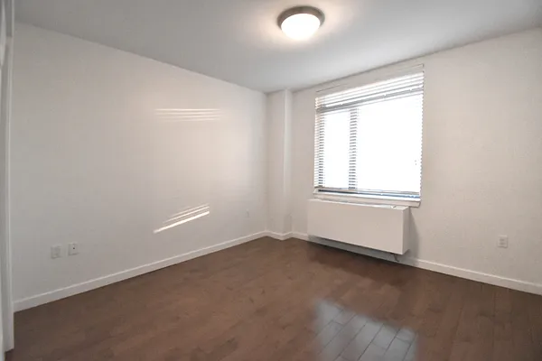 Rented by Modern Spaces | media 15