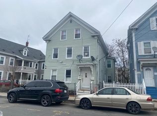 98 Foster St, Lawrence, MA 01843