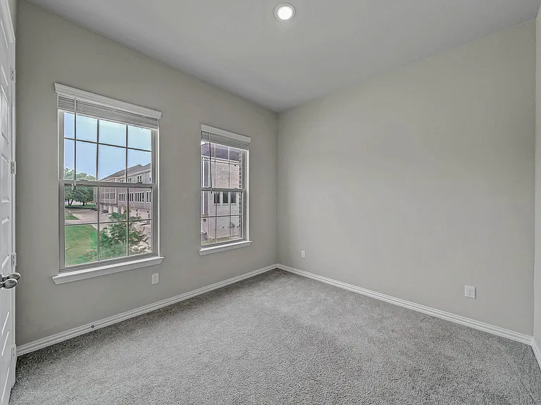 4484 N River Walk Dr — Photo 11
