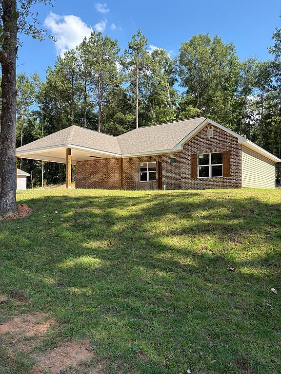 7 Branden Ln - Property Image