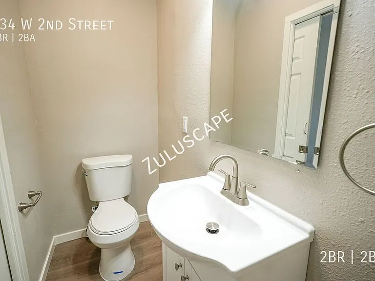 734 W 2nd St — Photo 11