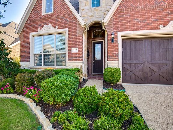 3rd image of 217 Brutus Blvd
