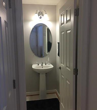 5th image of 44060 Delphinium Dr