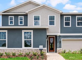 815 Emerald Grove Dr, Apopka, FL 32703