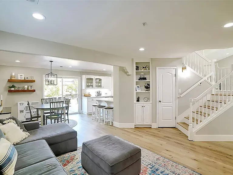 16940 Pine Way — Photo 7
