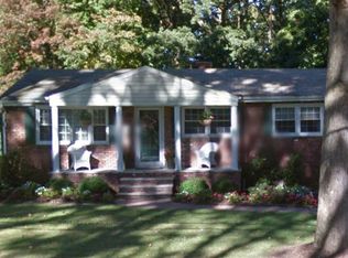209 Van Houten Ave, Wyckoff, NJ 07481