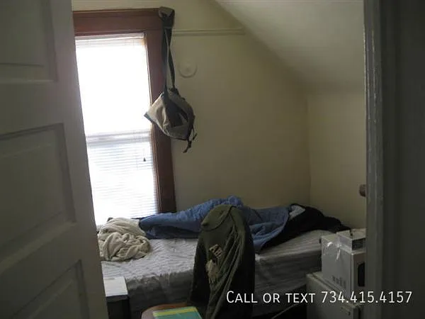 936 Mary St — Photo 24