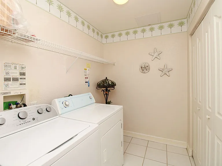 600 Diamond Cir #607 — Photo 46