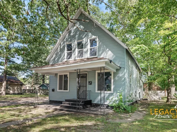 2328 7th St, Muskegon Heights, MI 49444