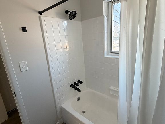 4th image of 8868 Wyoming St #301