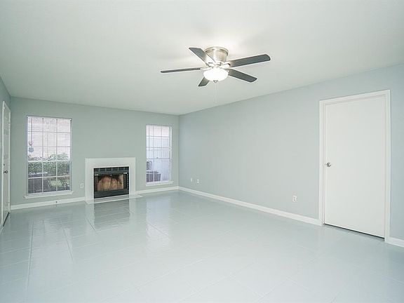 5th image of 7400 Bellerive Dr APT 401