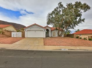 518 Crestway Rd, Henderson, NV 89015