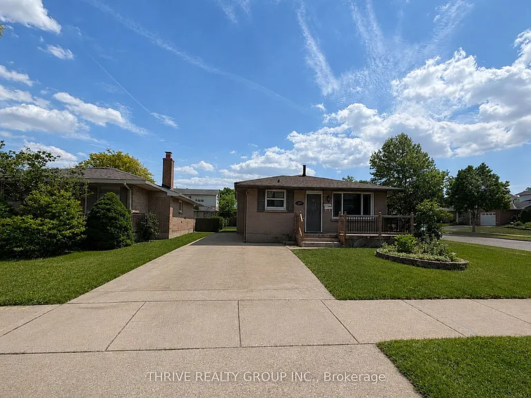 727 Millbank Dr #LOWER — Photo 1