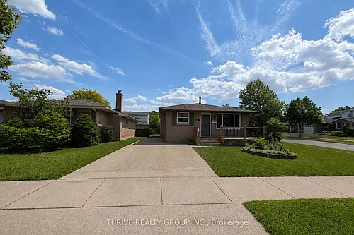 727 Millbank Dr #LOWER Photo 1