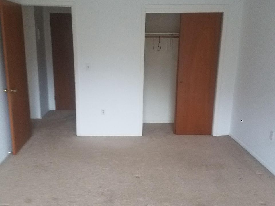 2nd image of 29 Tanager Rd APT 2905