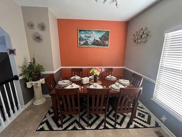 6314 Meadow Glade Ln — Photo 11