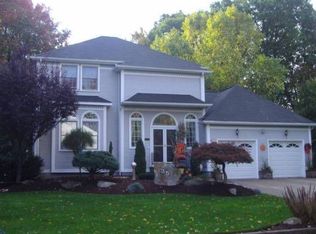 35 Century Ln, Cranston, RI 02921