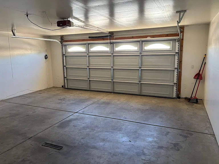 7078 W Hunnington Dr — Photo 18