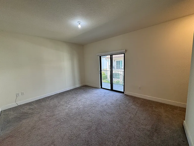 4626 NW 83rd Path #4626 — Photo 14