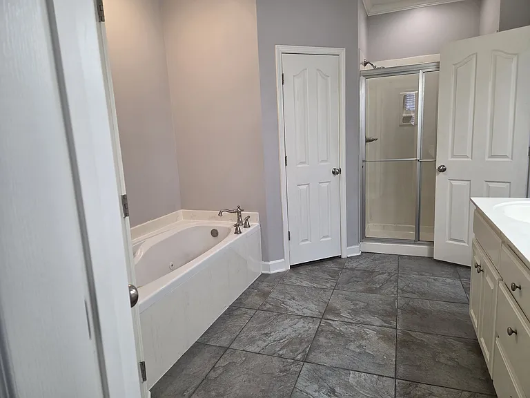 15420 Hartford St — Photo 17