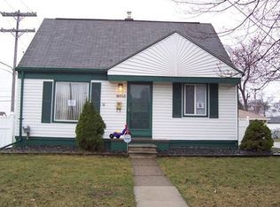 16942 Frazho Rd, Roseville, MI 48066