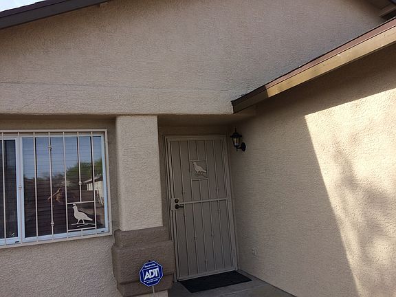 3rd image of 3282 W Via Campana De Oro