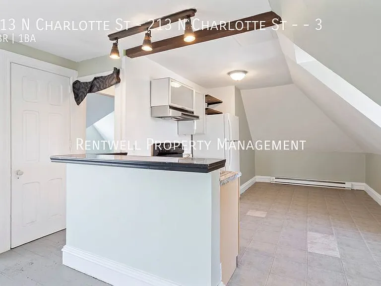 213 N Charlotte St #3 — Photo 7