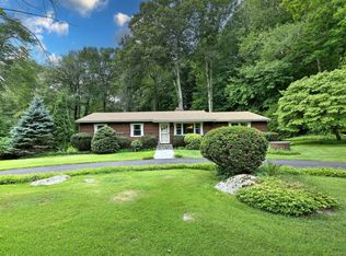 129 Fan Hill Rd, Monroe, CT 06468