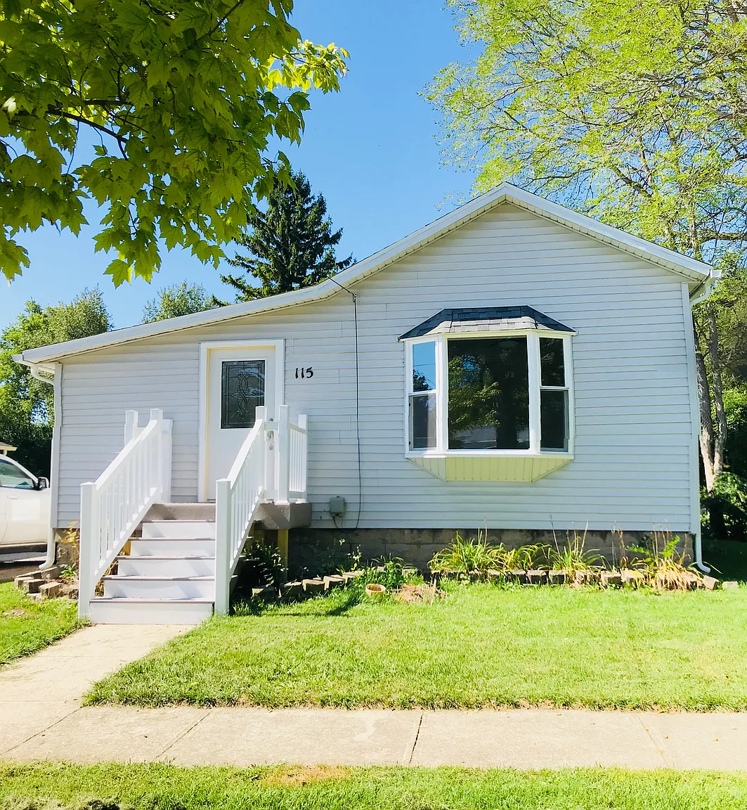 115 N Bryan St photo 1