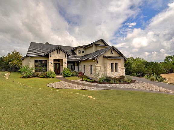 3rd image of 4700 Pecan Chase