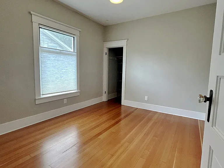 5602 46th Ave SW — Photo 16