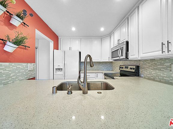 5th image of 21345 Norwalk Blvd APT 120