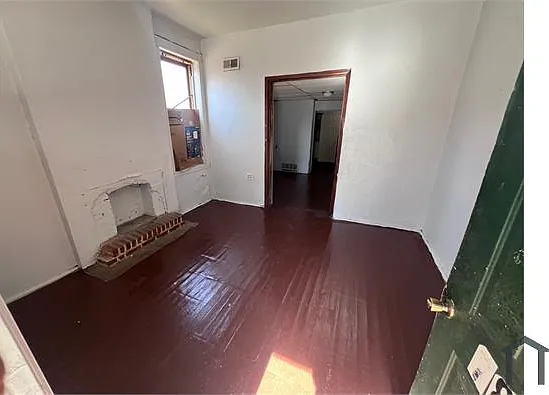 7815 Ivory Ave — Photo 3
