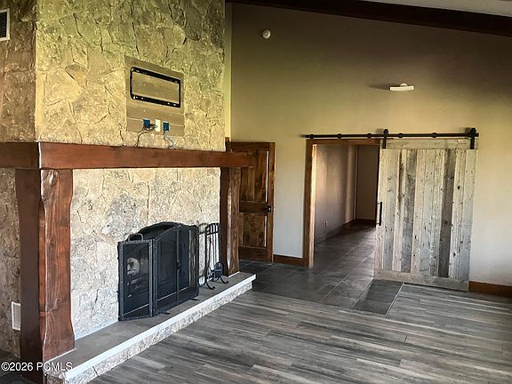 5th image of 250 W Simpson Ln