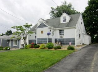 147 Croydon Rd, Yonkers, NY 10710