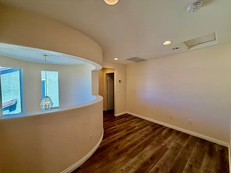 9137 Wine Cellar Ave — Photo 8