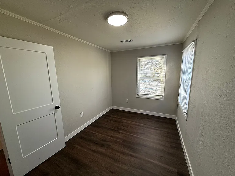 210 Highview Ave — Photo 21