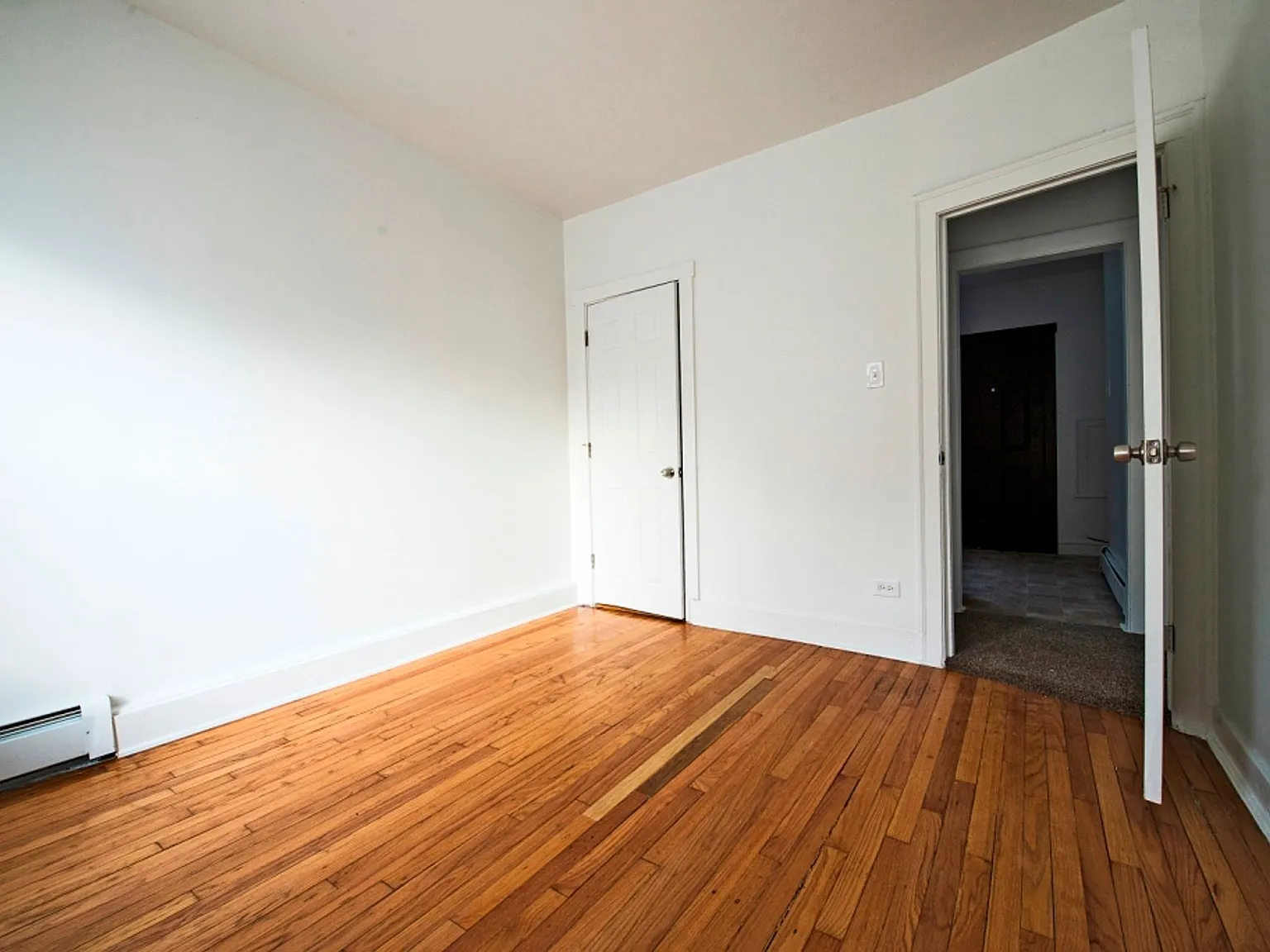 7229 S Yates Blvd — Photo 3