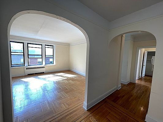 4th image of 529 E 85th St APT 6B