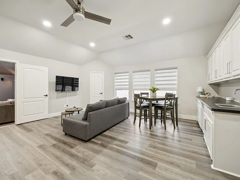 2151 Angel Falls Dr — Photo 6