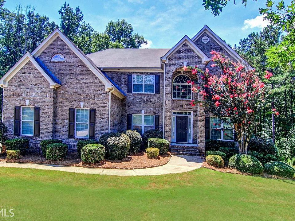 1st image of 2620 Brynlyn Ct NE