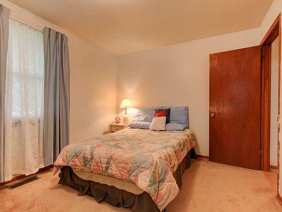 5th image of 5012 Collinwood Dr