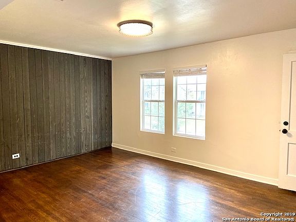 4th image of 419 Bryn Mawr Dr