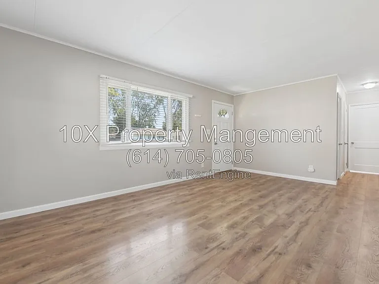 4493 Saint Ann Ln — Photo 9